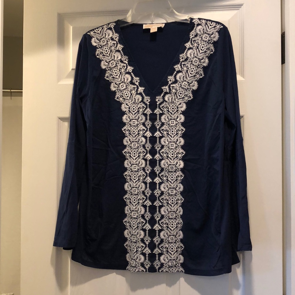 Michael Kors top with white embordiary